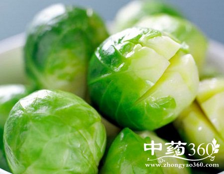 脸上长痘痘吃什么水果好 避免肌肤痘痘再生之水果