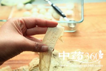 白海带干贝冬瓜汤做法步骤3