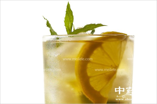 喝柠檬水的好处与坏处