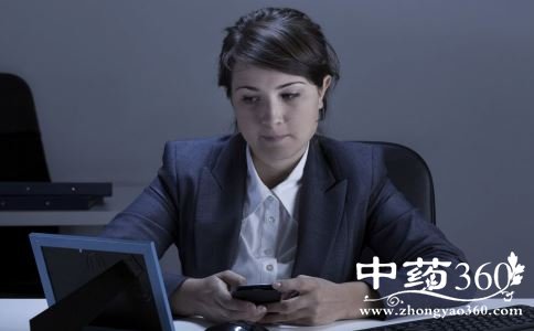 女人老得快的原因是什么 女人变老是什么情况 女人如何保持年轻