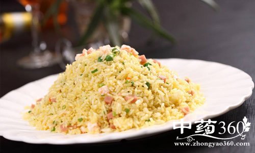 巧手让剩饭变身营养餐