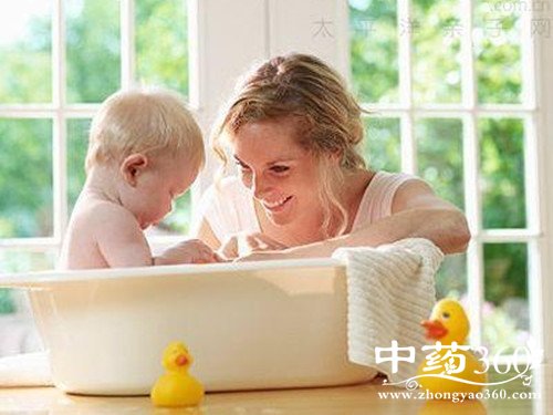 婴幼儿红屁股的治疗及护理