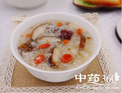 夏季调理脾胃食谱香菇养生粥