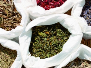 �ļ�������ҩ����