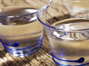 4���ط�ʹƤ���������⻬