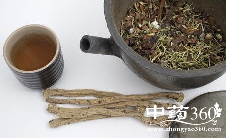 喝中药汤可让女人神彩各异