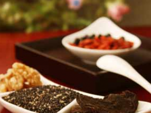 ��ҽ֧�и���һͷ�ڷ�