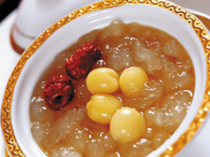 �����̲������׵��±ǳ�Ѫ