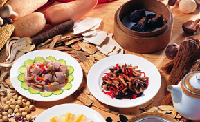 ������Ѫѹ���ߴ���ʳ��