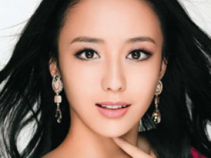 ����Ů���߸��׶β�ͬ��Ѫ��