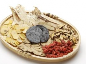 ��ҩ���� ʹ��ƫ��Ӧ��ҽ��