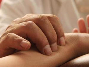 ����ҽǰ������˶�