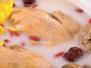 ����Ů����Ѫ���ʳ�Ʒ���