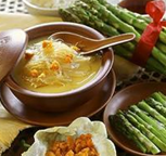 ���Ƹ��׵�ƫ��