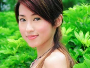 ���ܿɵ����沿ɫ��