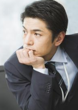 ���ƹǴ̵�Сƫ��