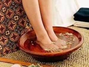 ��Ҷˮ�ݽſ���Ч��ȥ���������