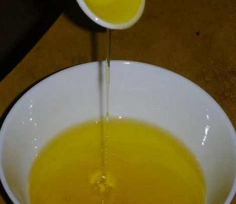 【图片】茶油是什么|茶油的功效与作用|茶油的药物功效|茶油怎么吃|茶油食谱大全