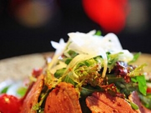 �л�ʳƷ֮Ѽ���л��߲�ɫ��������