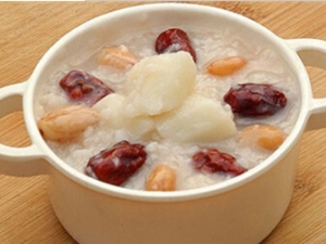 ƶѪ��ʲô�� ��Ѫҩ��������ɫʮ��