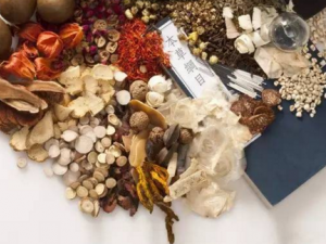 �ڳ�����������������Ӱ������