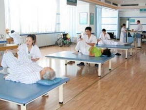 偏瘫的症状 偏瘫的前兆 偏瘫的预防方法