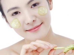 �ļ�Ů����ο�˥��