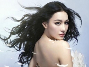 �����������㼡��ˮ�۹⻬Խ��ԽԶ