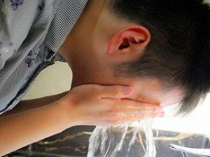 ��Ľŵ���ʲô��ɫ�� �ӽ��Ͽ������صĲ�֢