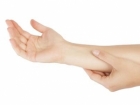 手腕疼痛的原因 手腕疼痛怎么办