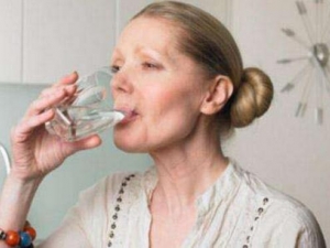 �Թ�����ǰ�� Ԥ���Թ��߷���ʲô��