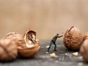 �Ժ������ݱ�ڵ�ԭ�� ���ݱ����ô��