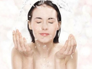 �ﶬ���������ȷϴ�� Ů����α���Ƥ��