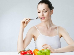 ���ڳ�ʲô��?����Ů��Ҫ���Լ���һ��