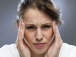 ����Ů����η���ͷʹ ����ͷʹ��ʲô��