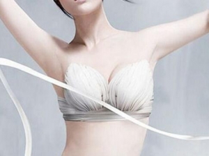 ���ذ�Ħ���Լ����ز����� ���س�ʲôˮ����