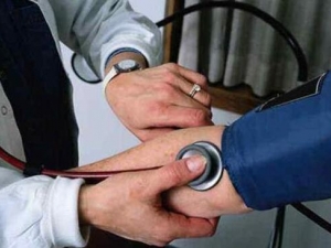 ��Ѫѹ��ô�� ������Ƹ�Ѫѹ��ƫ������Щ