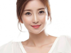 ��ɫ���Ƶ�ԭ�� ����θ�����ɫ����