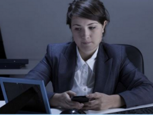 Ů�˰�ҹ��ʲô�� Ů�˰�ҹ����β���