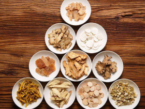 ���ܼ��ֲ������ζ�����ƫ��