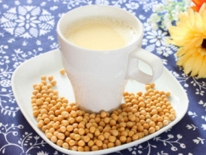 �������ʶ�������Ů�����տ�˥��