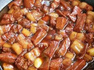 ����Ů����ο�����ʳ