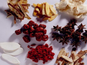 ��ǻ������Щ֢״ ��ǻ�׵���ҽ���Ʒ���