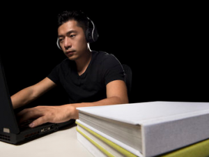 ��ҹ��������6���� ��μ��᰾ҹ��������˺�