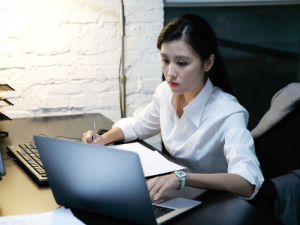 ���Ԥ�����ƺ��� ���ϵ����Ʒ�Ӧ�������״��