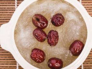 ������ˮ������Щ��Ч Ů�ԺȺ�����ˮ�ܹ�������Ѫ����