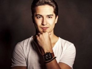 ��Ħ�ܰ��������� ����ݳ�СV��