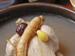 ��ɫ����Ӧ��ν��� ��Щ�������������Ѫ