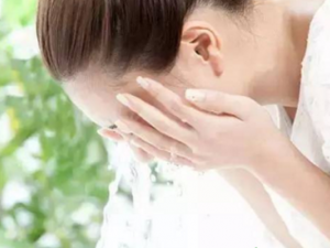 Ů�˸���λ��� ʲôʱ�򻤷�����