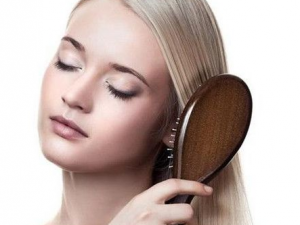 Ƥ��ȱˮ�ᵼ��ë�״ִ���